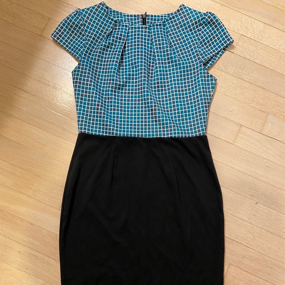 Business casual dress